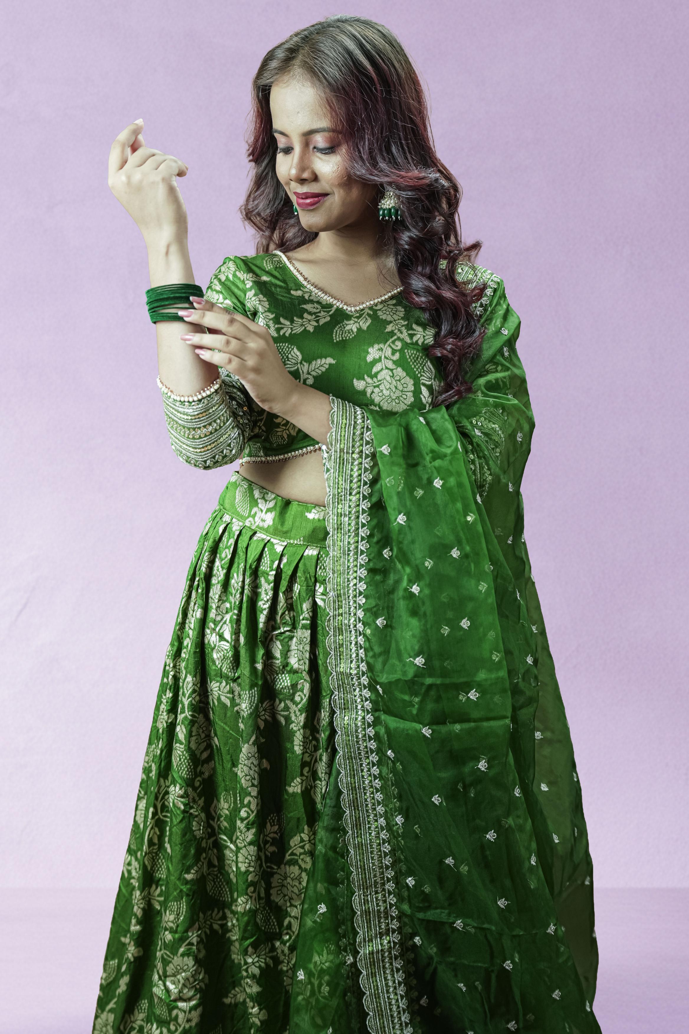 Parrot Green Banarasi Lahenga set