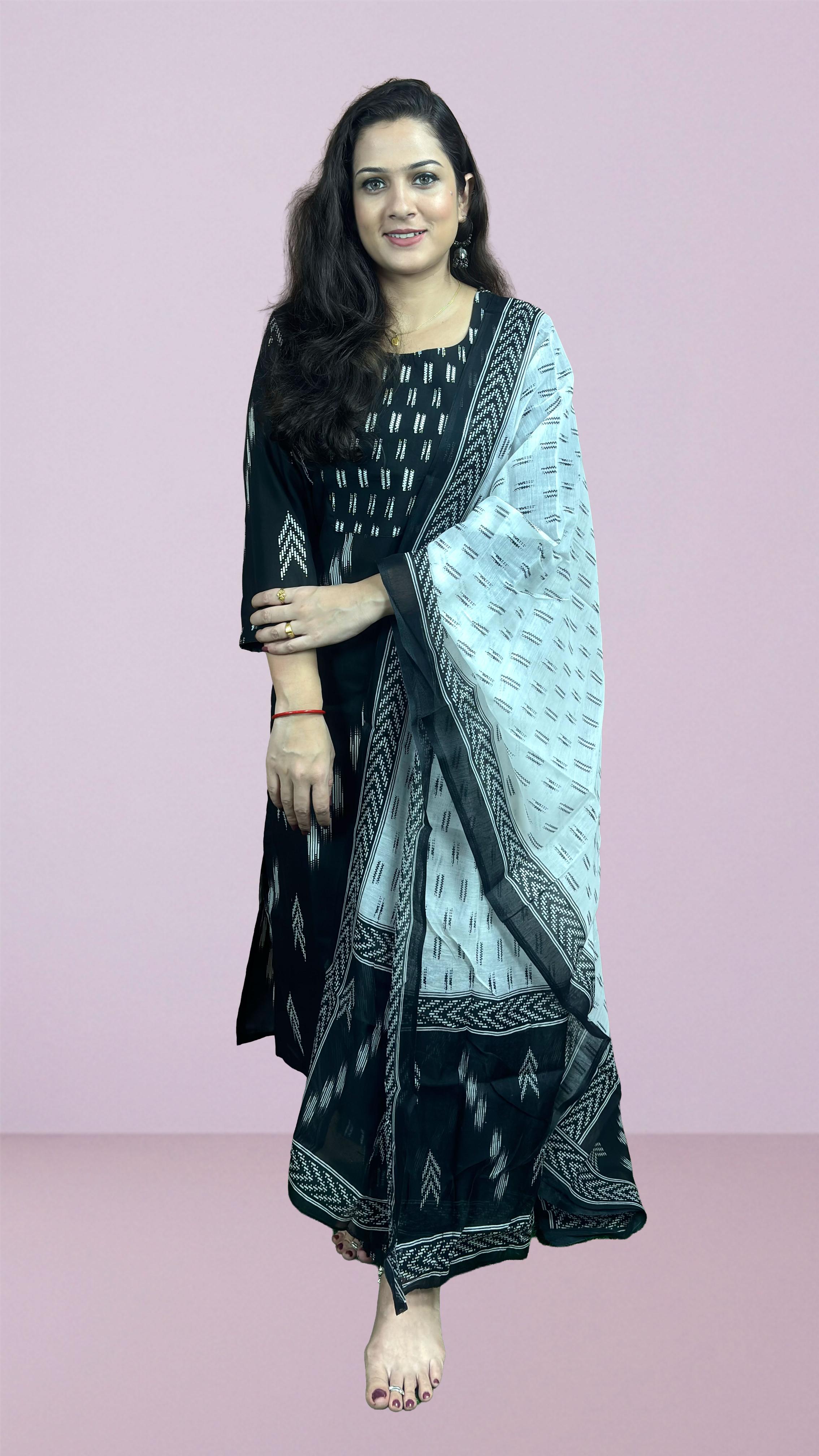 Black & White Ikat Printed Suit Set