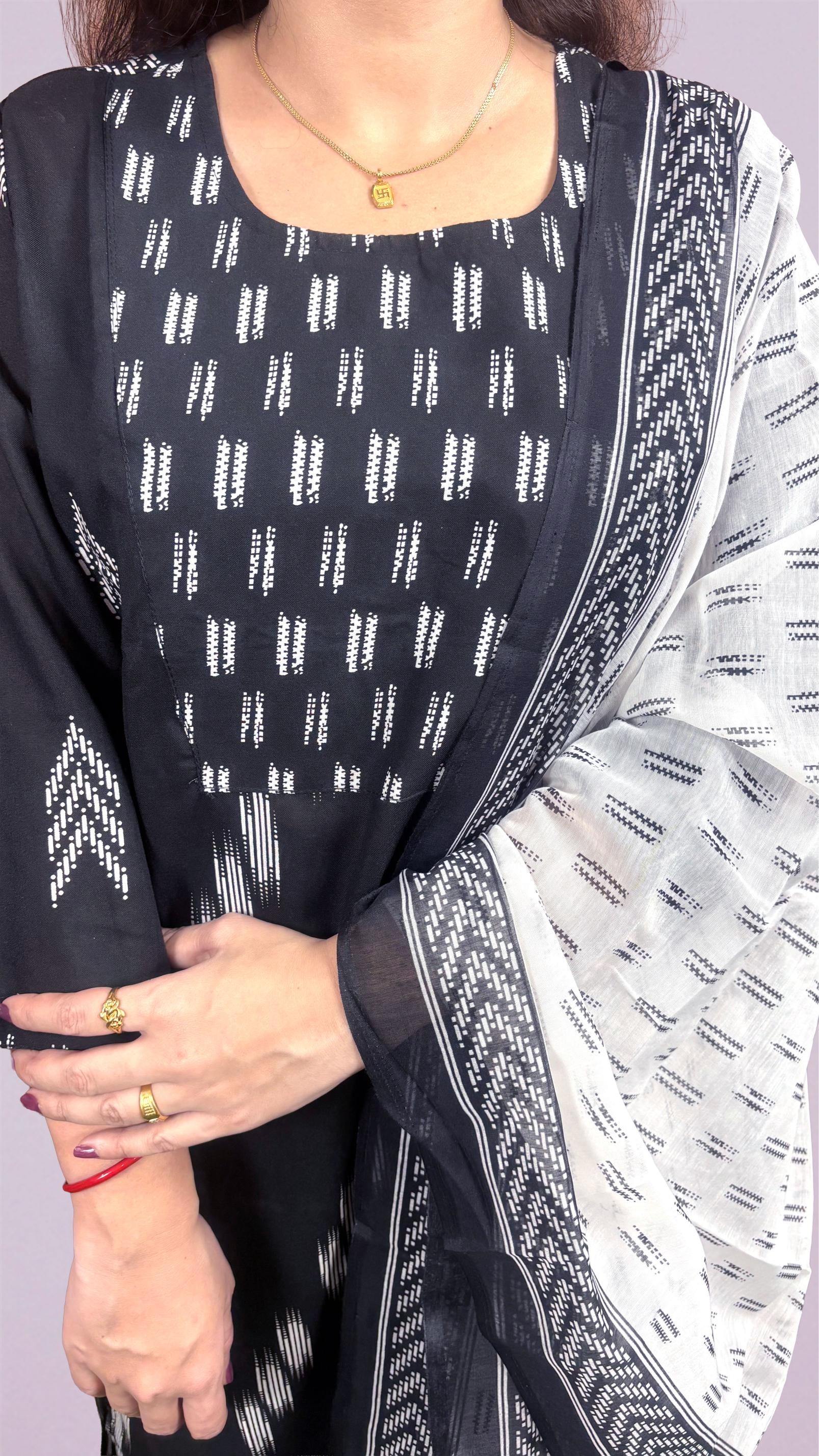 Black & White Ikat Printed Suit Set