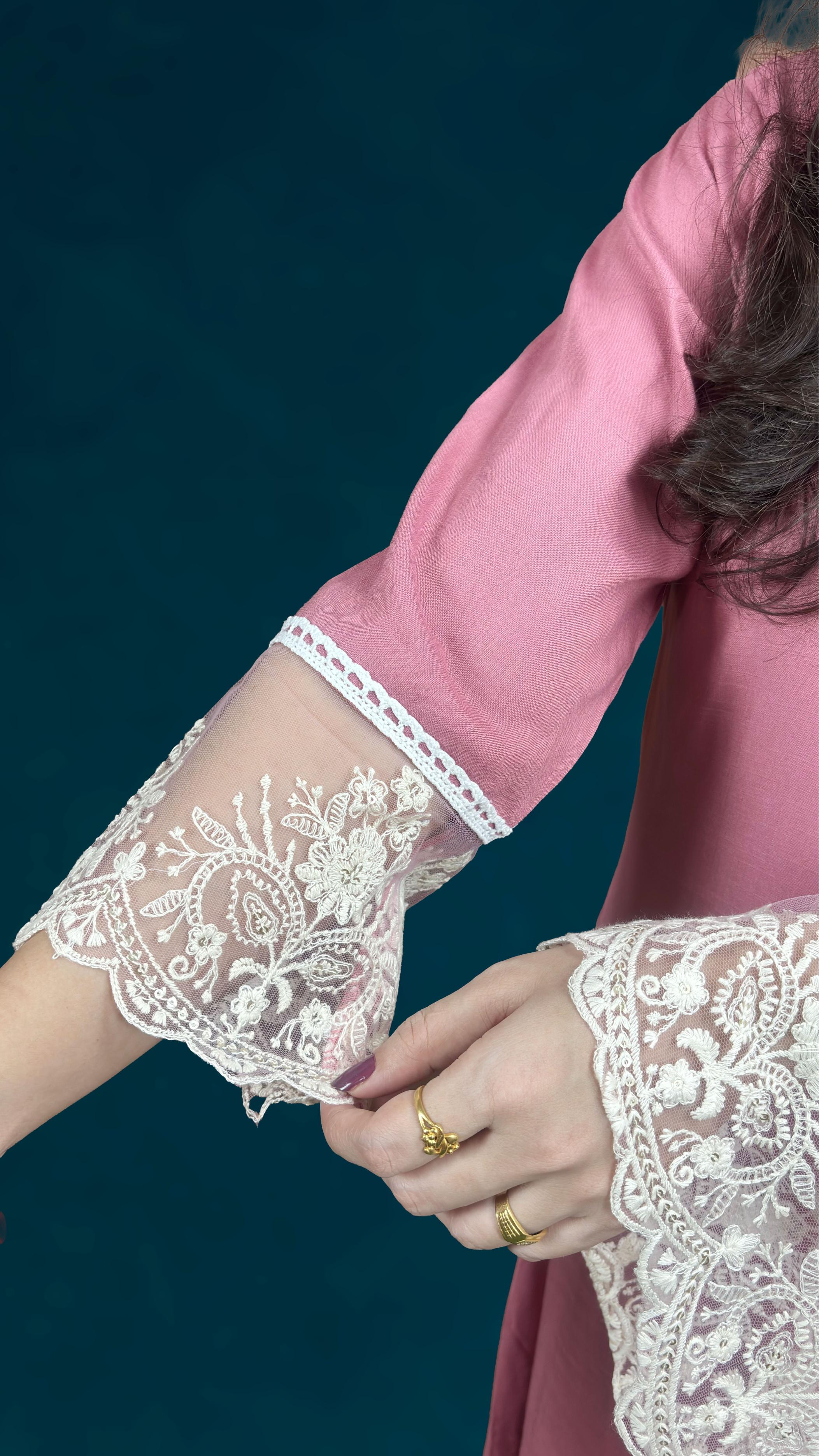 Dusty Rose pink Suit Set with Lace Dupatta