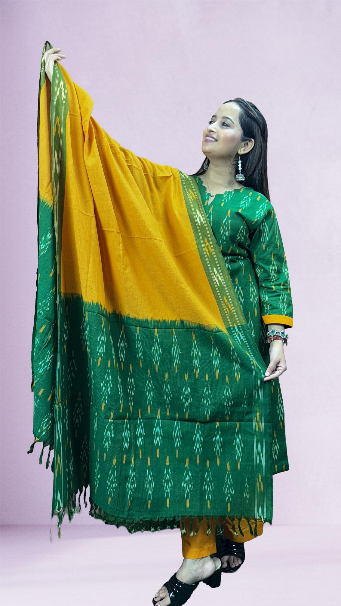Green Sambalpuri Ikat Kurti Set with Dual-Tone Dupatta
