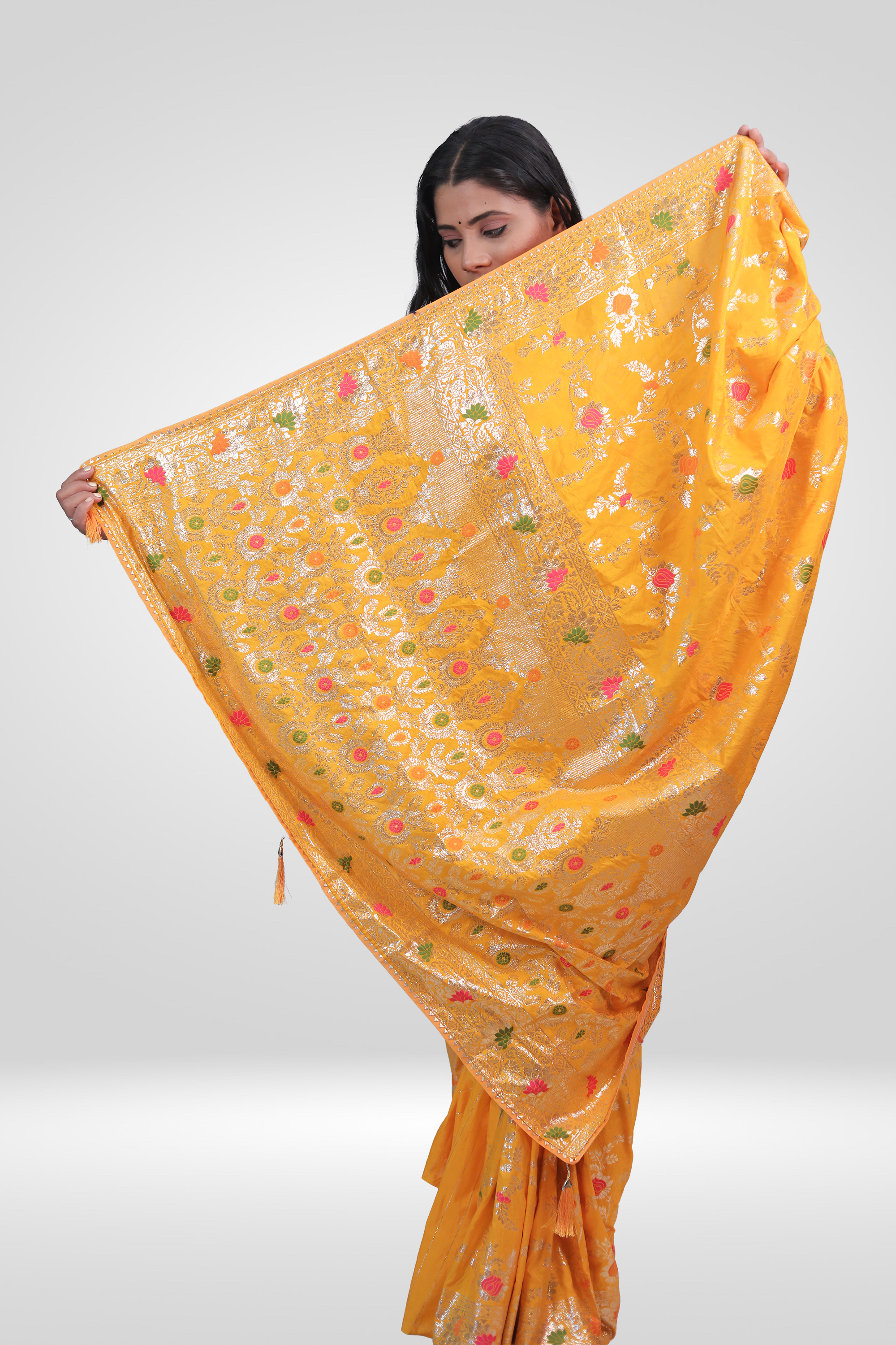 Golden Sunshine Banarasi Saree