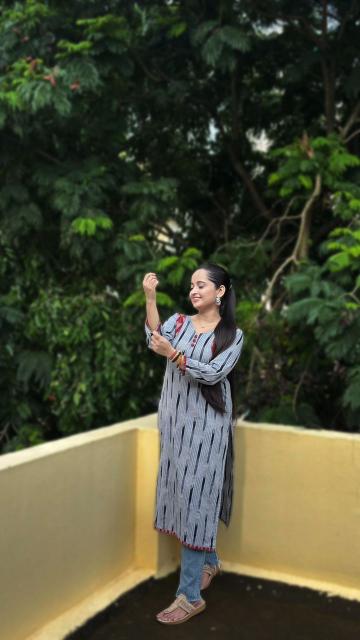 Grey Ikkat Straight Kurti